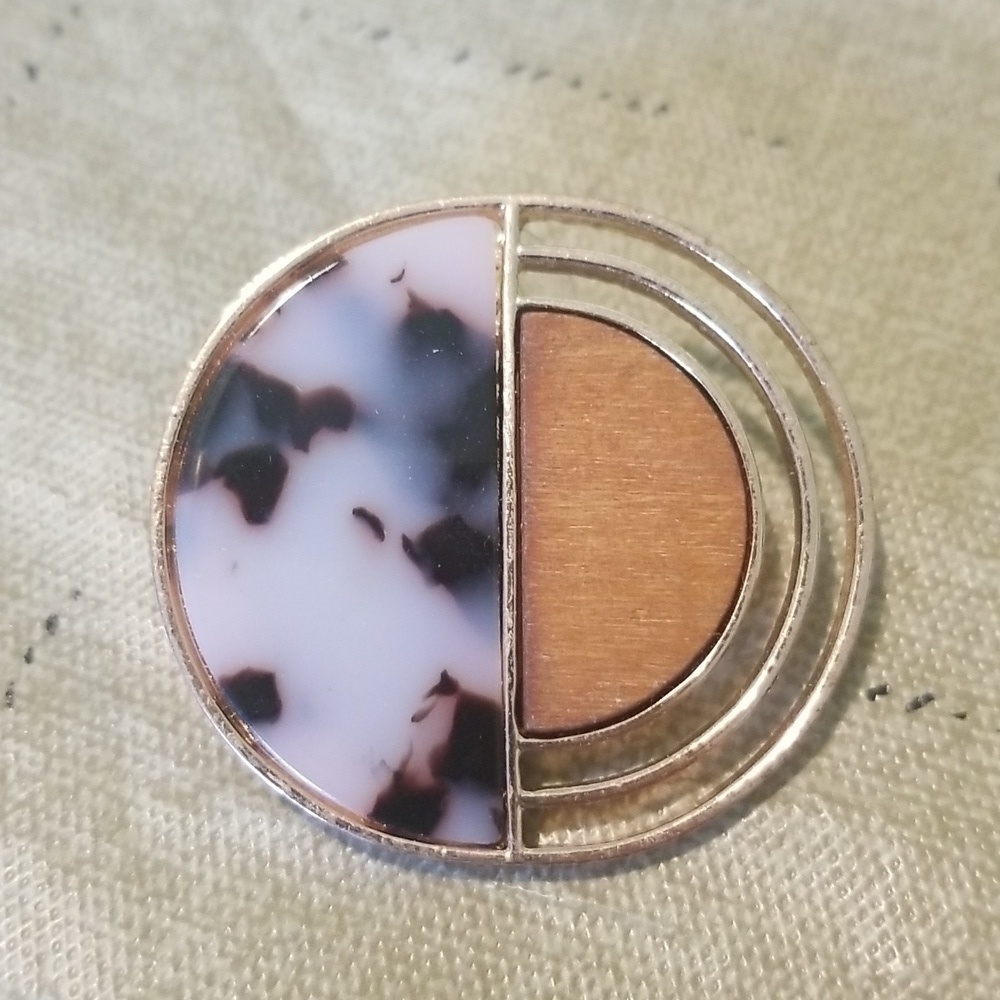 Doeorhy Perkins Metal Wood Plastic Bold Earrings EUC 🎯 - Picture 3 of 3